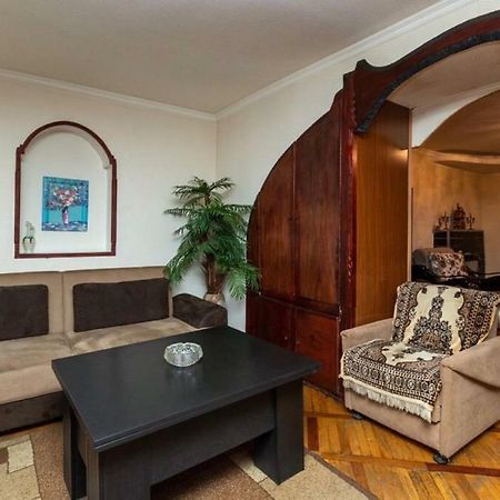 Комфортный Отдых В Сололаки Tbilisi Luaran gambar