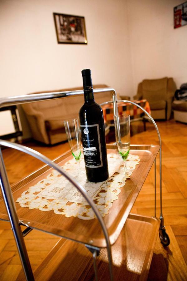 Комфортный Отдых В Сололаки Tbilisi Luaran gambar